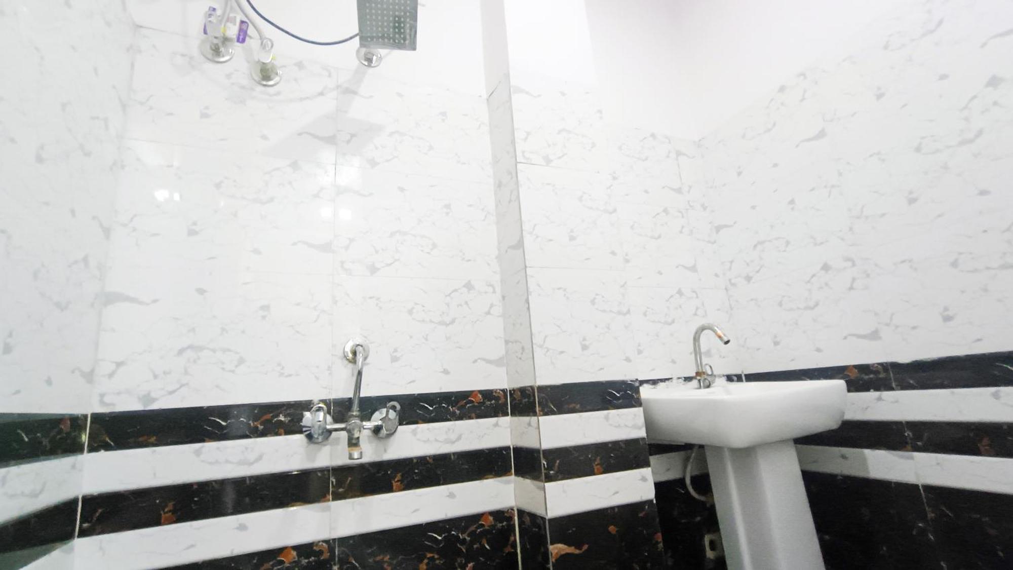 Hotel Maharaja - Lajpat Nagar I New Delhi